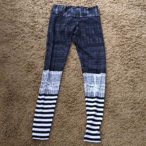 Onzie leggings FIRM PRICE